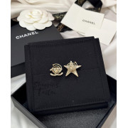 Chanel CC Logo 星星形狀鑲石髮夾連禮盒 (淡金色)