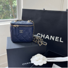 Chanel 粒紋小牛皮連鏡小盒子 連禮盒 (深藍色拼淡金色Logo)